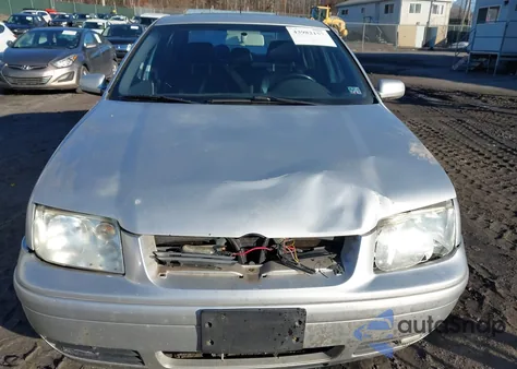 2001 Volkswagen Jetta Gls z USA, uszkodzony, nr VIN 3VWSK69M51M129309